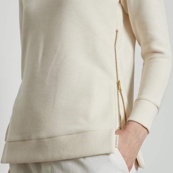 Varley Manning Sweatshirt in Oat Milk size small - Picture 3 of 9